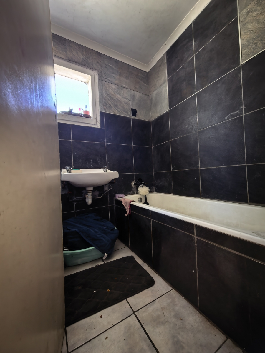 3 Bedroom Property for Sale in Bethelsdorp Eastern Cape